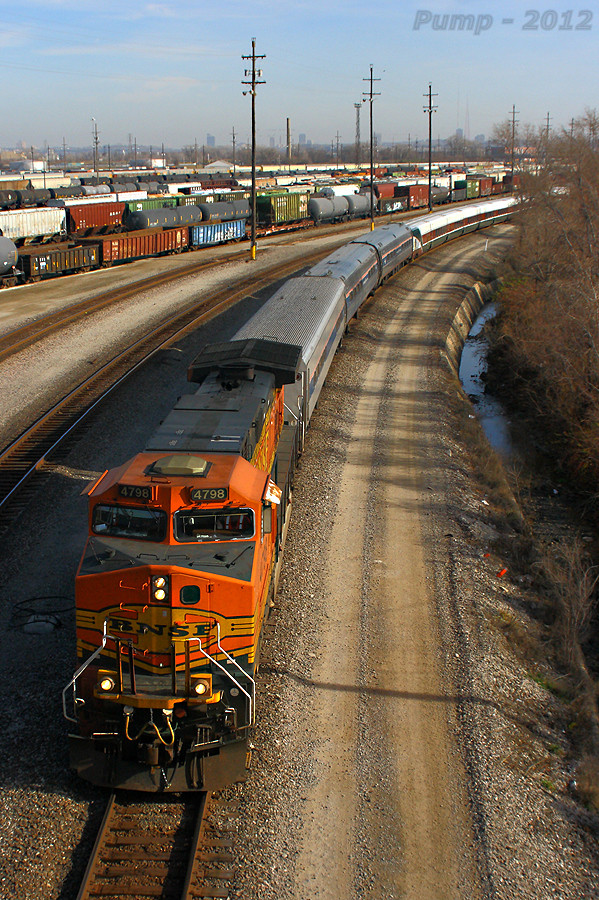 Westbound BNSF High-Wide Special